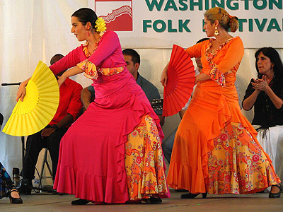 Members of Arte Flamenco dancing Guajiras