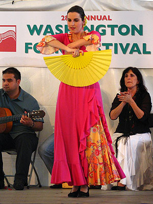 Members of Arte Flamenco dancing Guajiras