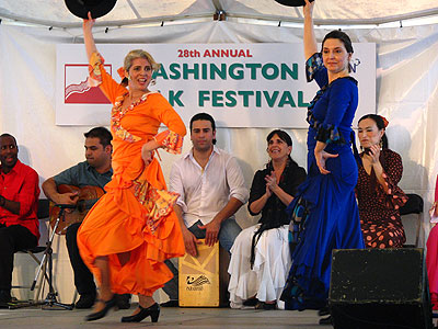 Members of Arte Flamenco dancing Garrotin