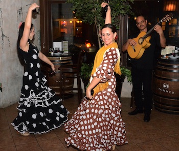 Dancers Sara Jerez and Tamara Sol with guitarist Miguelito