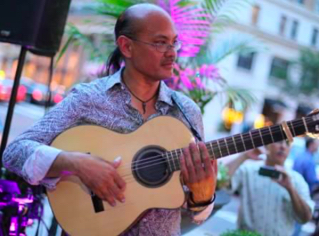 Flamenco guitarist Michael Perez aka Miguelito at Sofitel