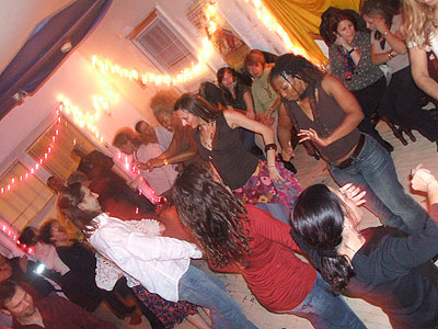 Sevillanas line dancing